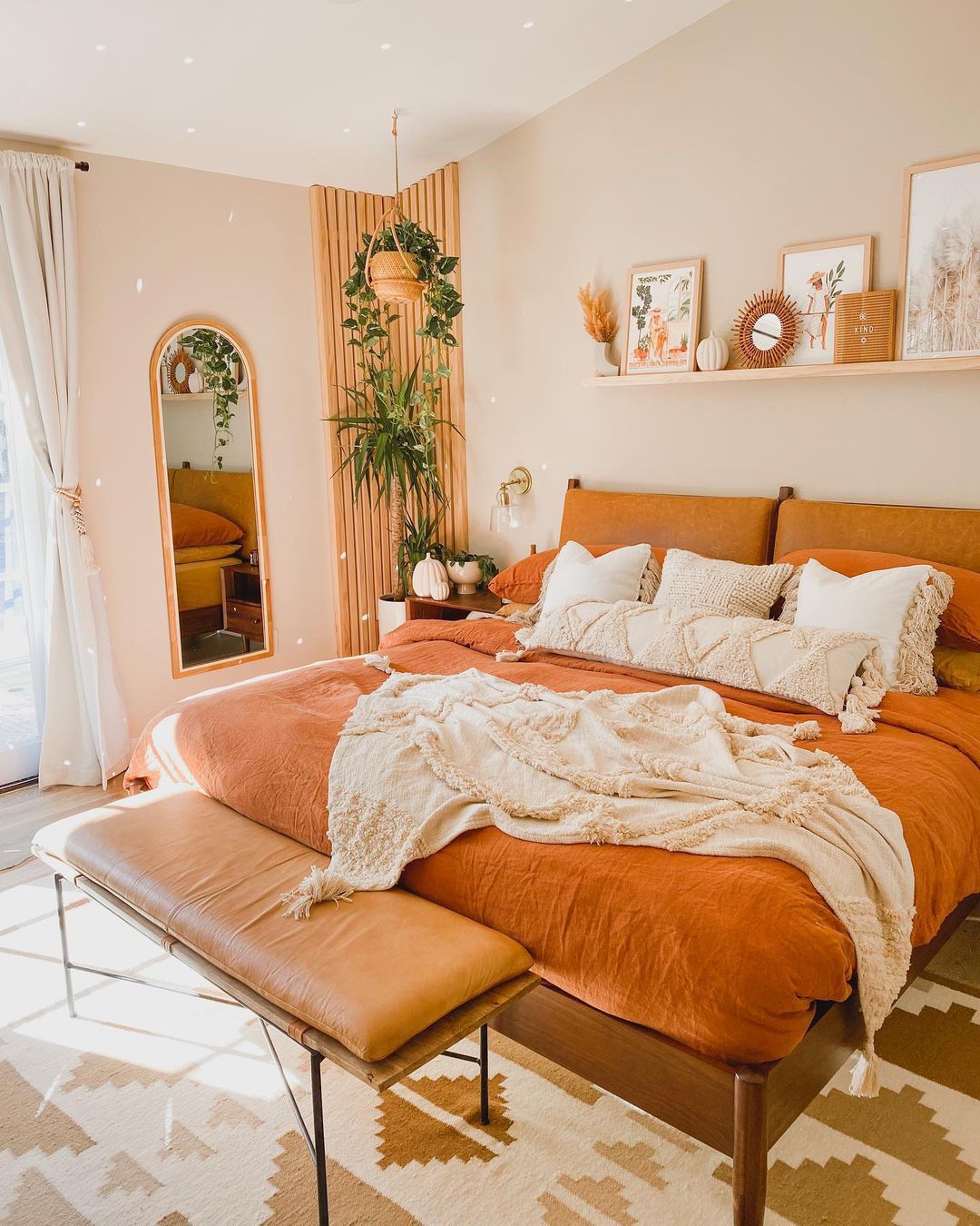 31 Greatest Orange Bed room Concepts